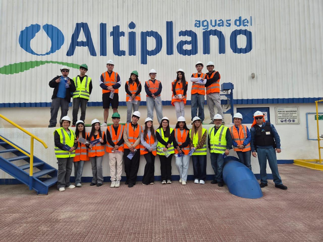 futuros-ingenieros-comerciales-conocieron-operacion-de-planta-lluta-080926164337